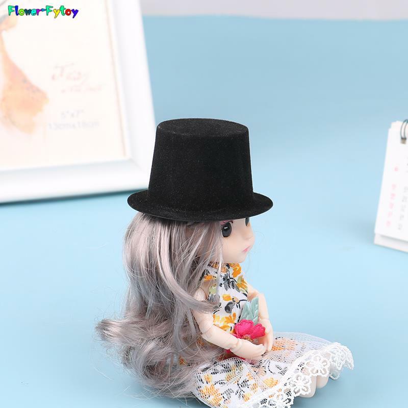 10Pcs 1:12 Dollhouse Miniature Simulation Black Bowler Hat PVC Flocked Hat DIY Dolls Fashion Accessories Home Decor Ornament