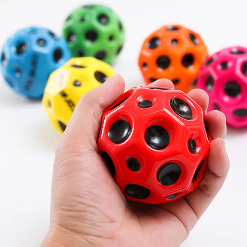 PU Anti Gravity Stress Rubber Bounce Ball, Bola de buraco útil, Bola saltitante extrema alta, Brinquedos esportivos para crianças, Jogos internos e ao ar livre, 66mm