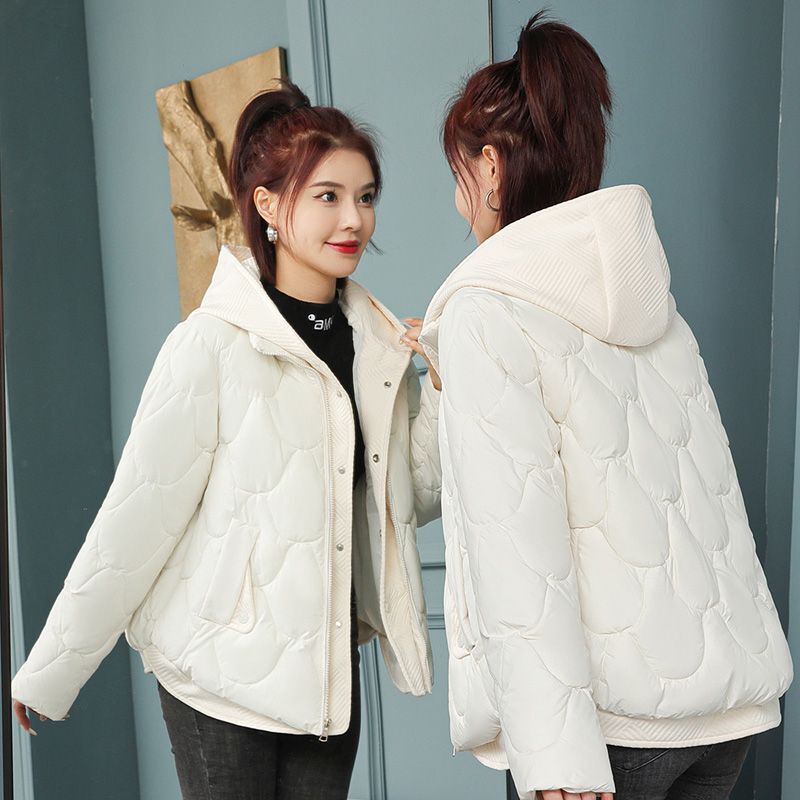 Giacca corta in cotone cappotto autunnale e invernale con cappuccio leggero e alla moda da donna 2023 nuova giacca in cotone finto a due pezzi