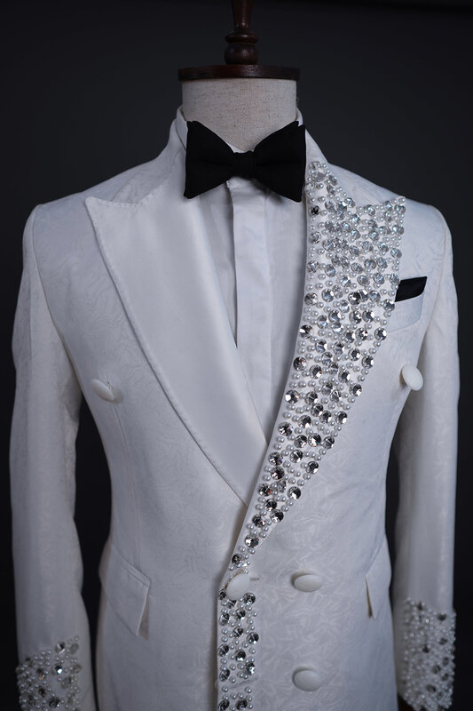 High End Men Suits Tuxedos 2024 crystal Pearl Peaked Lapel Single Breasted 2 Pieces Blazer Pant Custom Size Party Occasion