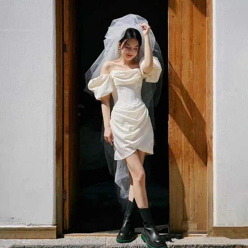 Elegante vestido de noiva com decote em barco feminino com manga folhada, cetim confortável, simples vestidos de noiva curtos, nova moda