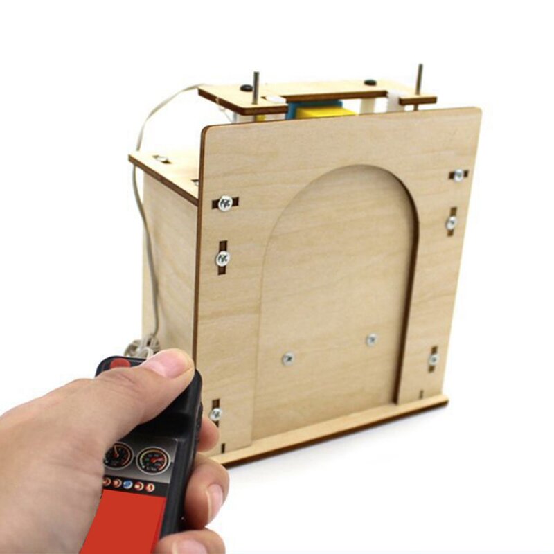 Puerta elevadora de madera N ° 1, modelo de garaje de casa hecho a mano, Kit de puerta eléctrica, tecnología DIY, juguete Gizmo