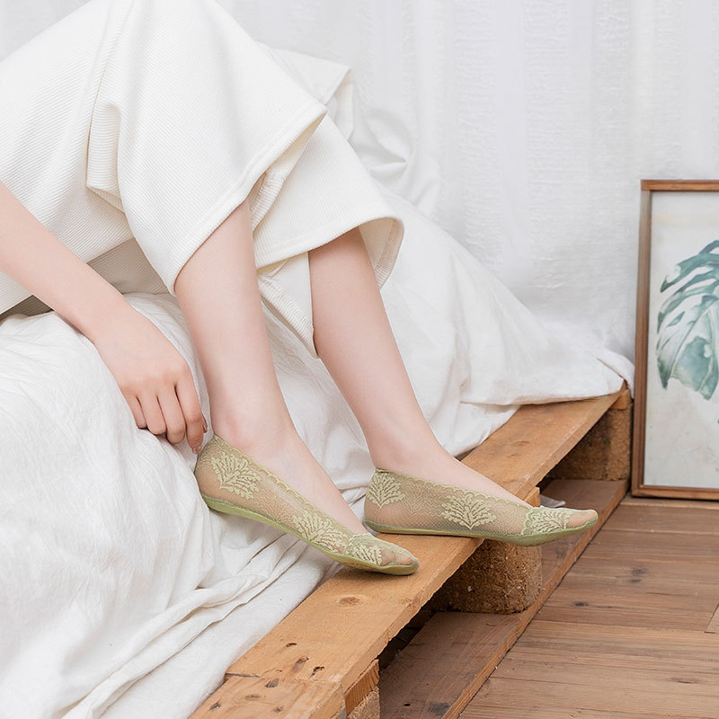 Новинка 2023 ультратонкие кружевные носки летние невидимые дышащие низкие носки-лодочки силиконовые Нескользящие повседневные носки для девочек