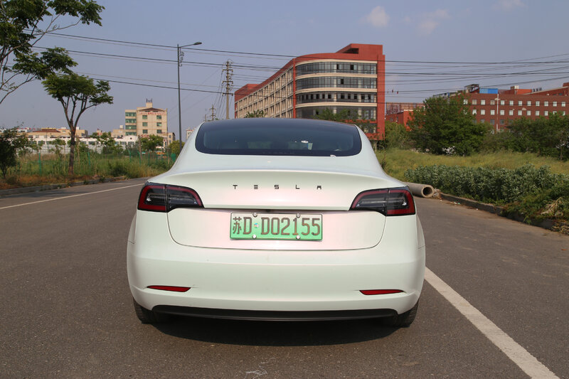 สติกเกอร์โลโก้ Tesla สำหรับรุ่น3 Y S X Tesla โลโก้ท้ายรถแบบกำหนดเอง3D สัญลักษณ์มีสไตล์เครื่องมือวางส่วนประกอบรถยนต์สีดำด้าน