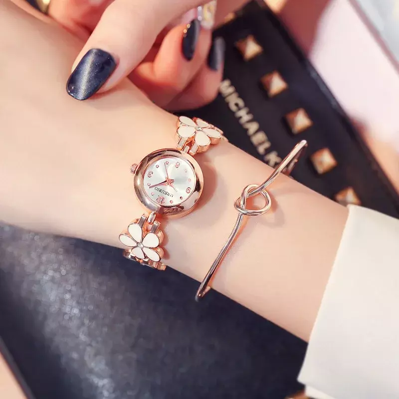 Jam tangan gelang wanita, gaya segar bunga sederhana