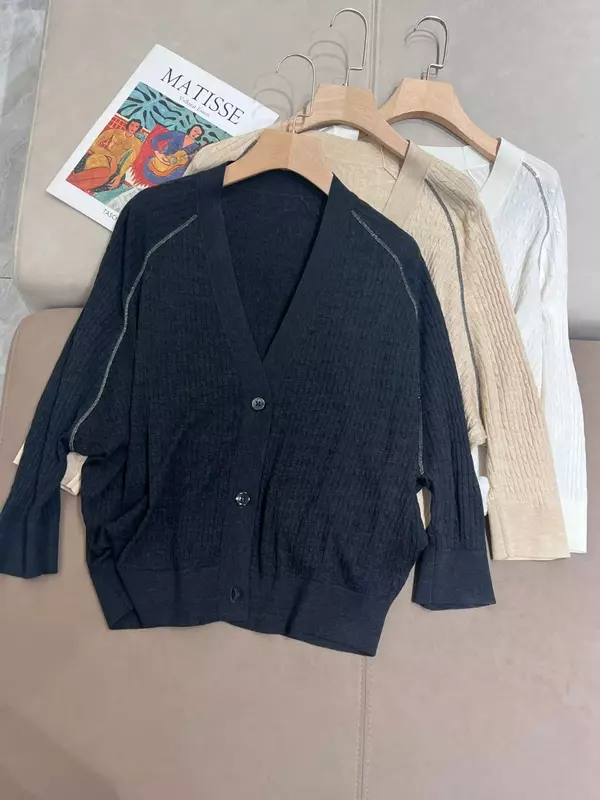 Luksusowy-B 53-nowy wiosenny 2024 damski sweter z dzianiny z dekoltem w szpic damski długi