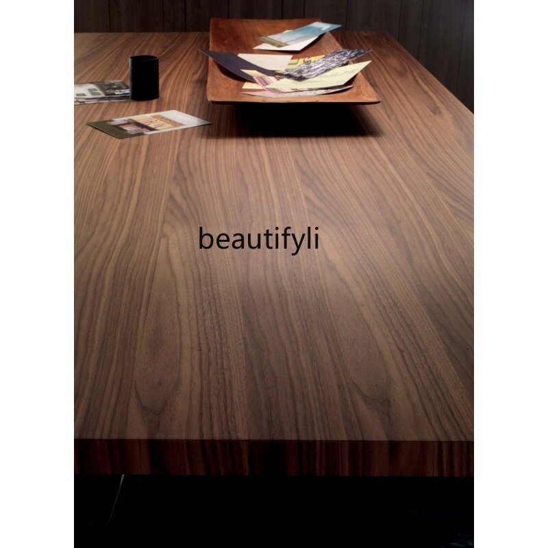 Nordyczny długi stół konferencyjny z litego drewna prosty, nowoczesny, kreatywny stół warsztatowy negocjacyjny, długi styl projektowania biurkowy