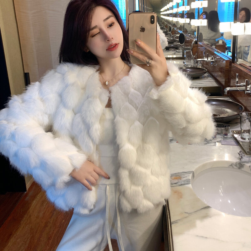 Winter Warm Women Faux Fur Coat Long Sleevevs Korean Fashion New Young Lady Overcoat Short Cut