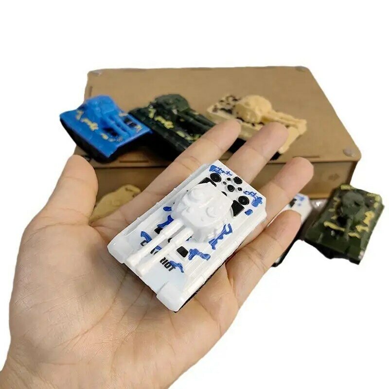 ABS Mini Pull Back Tank Model, juguetes de coche de dibujos animados para niños, artículos de regalo al por mayor para niños, coche militar de fiesta, Color aleatorio
