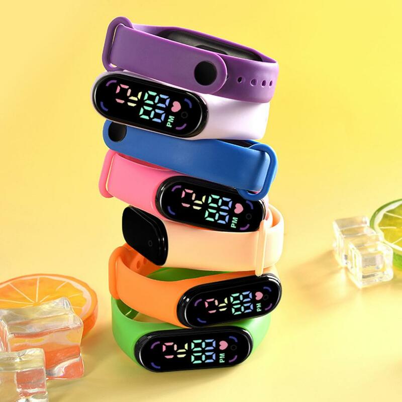 Elektroniczny zegarek dla studentów wodoodporny sportowa bransoletka wyświetlacz LED zaokrąglony silikonowy pasek cyfrowy zegarek prezent urodzinowy dla dzieci