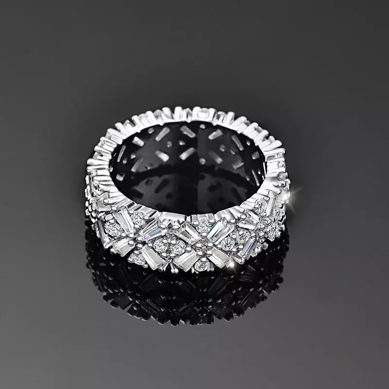새로운 모델 925 스털링 실버 럭셔리 풀 다이아몬드 반지, 여성 틈새 디자인, 과장된 개성, 작고 세련된