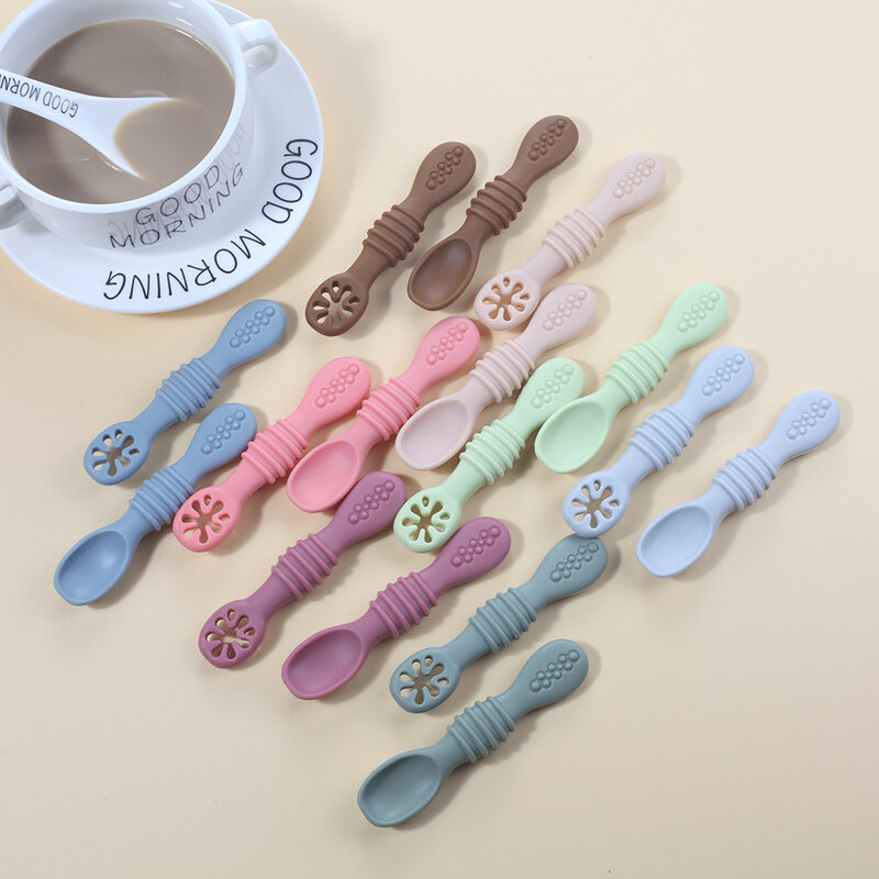 2 pezzi simpatici cucchiai per l'apprendimento del bambino Set di utensili cucchiaio appiccicoso in Silicone per uso alimentare posate per bambini cucchiaio da allenamento stoviglie per l'alimentazione