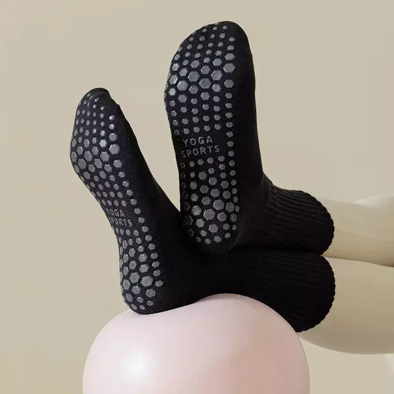 LO High Quality Yoga Socks Anti-Slip Quick-Dry Damping Pilates Ballet Socks Good Grip For Women Cotton Fitness Socks