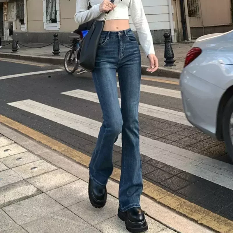 Coreano classico stile ragazza piccante retrò Slim Fit Jeans svasati estivi da donna blu dritto corpo sottile vita alta gambe lunghe Vintage