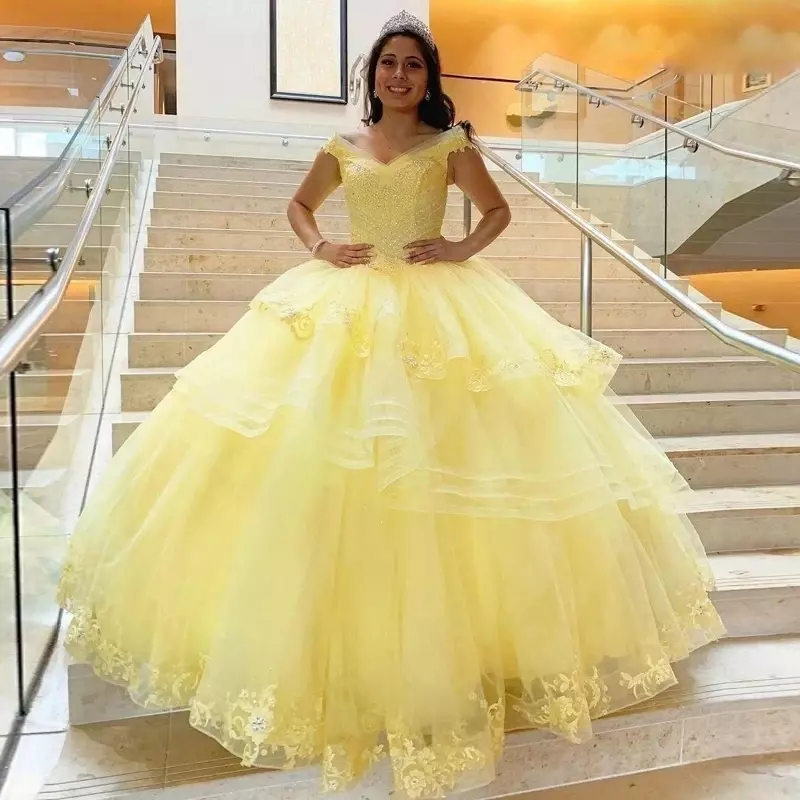 Żółta suknia balowa Quinceanera sukienki seksowne słodkie dekolt w szpic 16 suknie Vestidos De 15 Anos urodziny księżniczki sukienki na przyjęcie