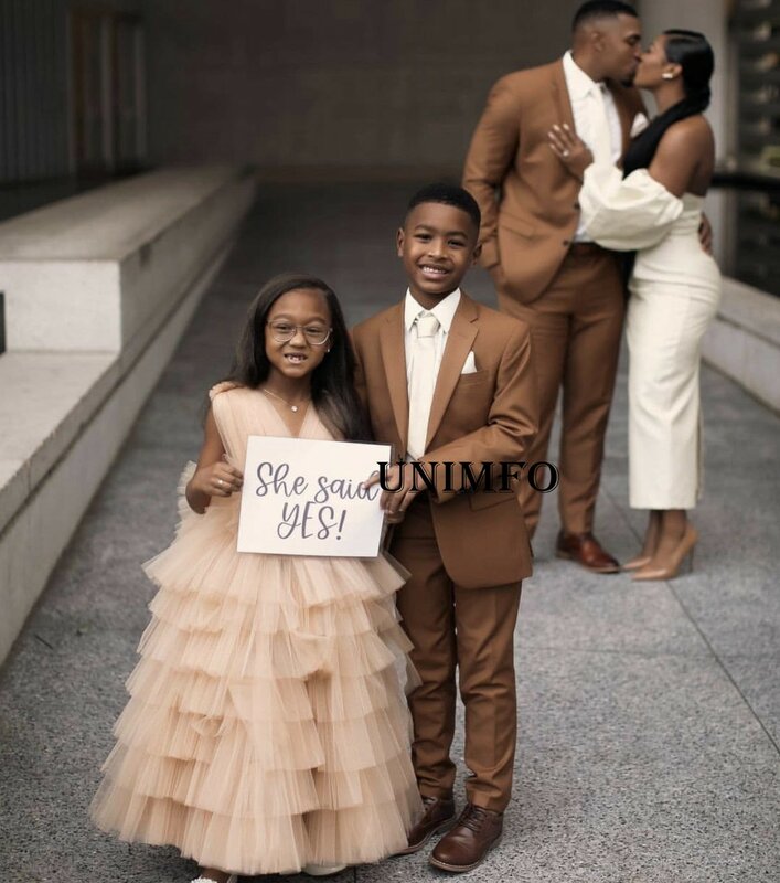 Brown Kids Boy King Suits abito da sposa abbigliamento festa di compleanno completi formali per neonati set padre e figlio (giacca + pantaloni)
