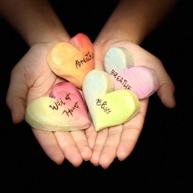 Carved Wood Affirmation Hearts Wooden Bauble Heart Shaped Decoration Mini Heart Ornaments Keepsake Gifts Thinking Of You Present
