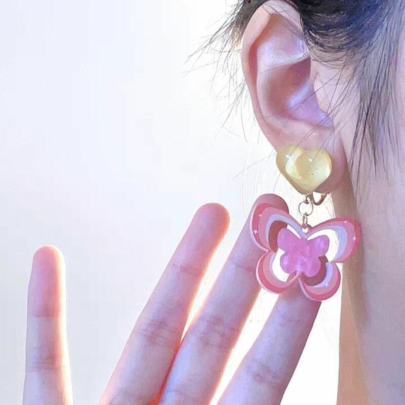 Boucles d'oreilles papillon en acrylique, joli alliage arc-en-ciel, accessoires de style coréen, petit comparateur de couleurs, boucles d'oreilles fraîches, fêtes de sortie