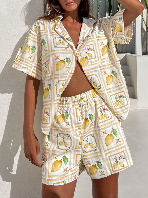 女性用レモンプリントパジャマセット,半袖ルーズシャツ,トップスとショーツ,2枚