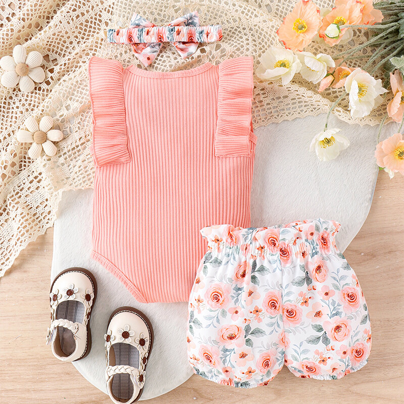 Vestiti estivi della neonata appena nata pagliaccetto a coste con maniche volanti pantaloncini stampati con fiori fascia per capelli set di abiti da 3 pezzi