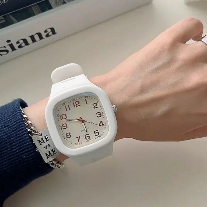 Квадратные кварцевые часы для мужчин и женщин, простые водонепроницаемые спортивные часы в стиле Ins, модные студенческие часы для отдыха, оптовая продажа