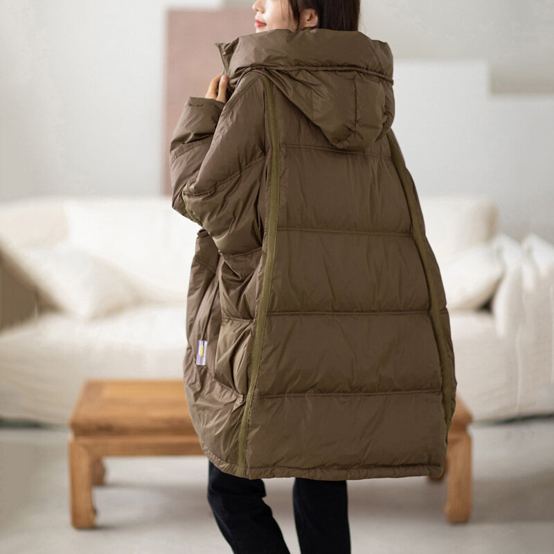 Piumino d'anatra bianco invernale piumino allentato Casual moda donna 2023 nuovo cappotto coreano con cappuccio caldo autunno e inverno