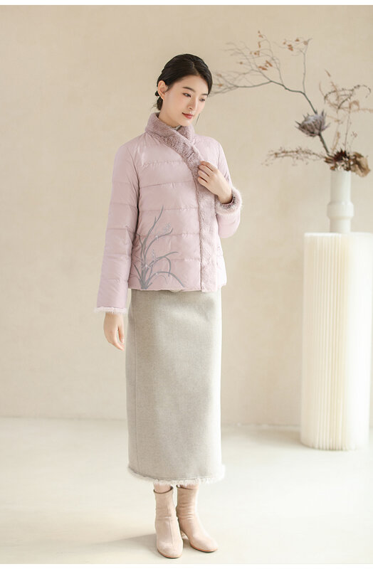 เสื้อขนเป็ดสีขาวของผู้หญิงเสื้อปักชุดจีนเสื้อแจ็คเก็ตน้ำหนักเบาสั้นสีม่วงสีชมพู