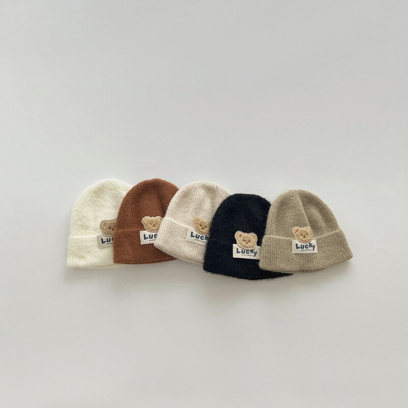 Berretti per bambini autunno inverno cappelli lavorati a maglia con motivo a orso adorabile cartone animato per bambini, ragazze, ragazzi, berretti morbidi e caldi per bambini