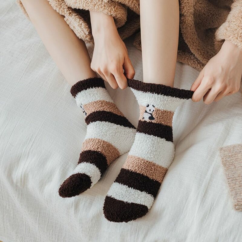Женские носки-термоноски из кораллового флиса с вышивкой панды, домашние носки для сна, осенне-зимние носки, носки для пола, женские носки
