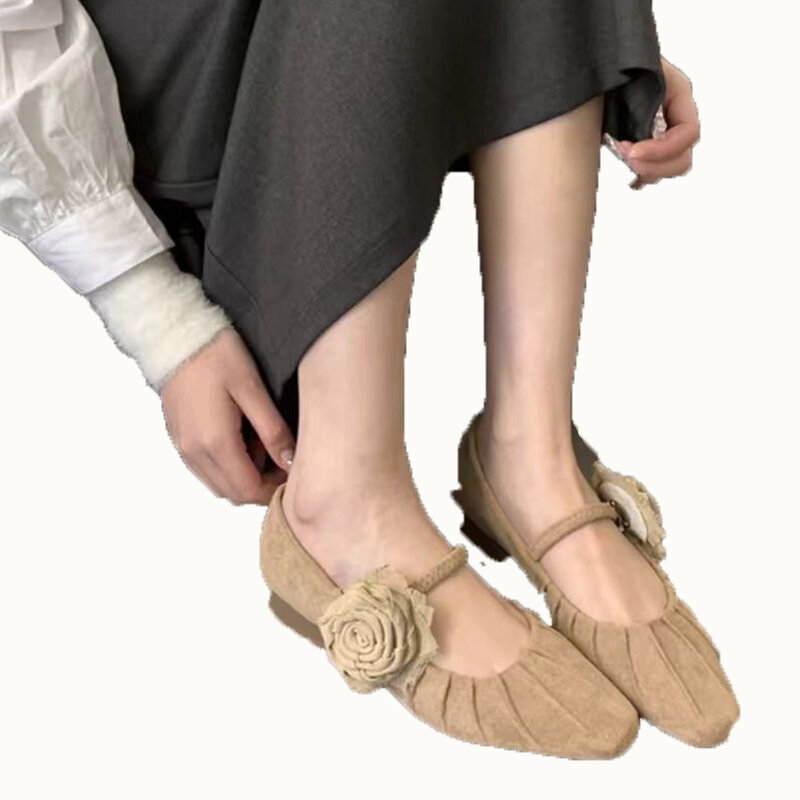 Sapato feminino de camurça Marie Janes flor, sandálias de verão, salto médio elegante, sapatos rasos volumosos, slides femininos, 2024