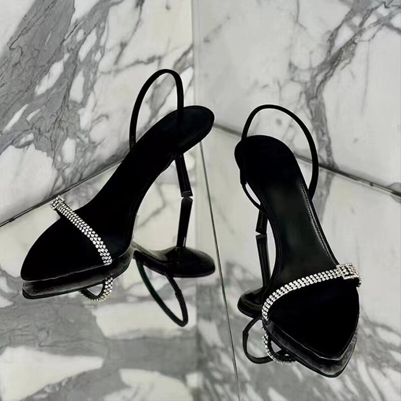 Sandalias de seda con punta abierta para mujer, zapatos de tacón alto con hebilla de una línea, bonitos diamantes de imitación, color negro, Sexy, novedad de verano, 2024