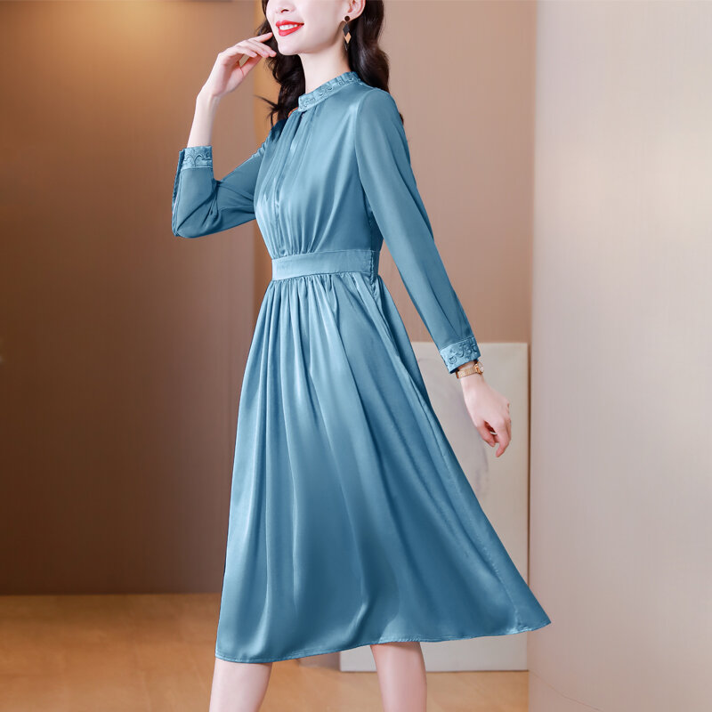2023 Autumn New Silk Long Heavy Industry Embroidered Satin Long Sleeve Dress O-Neck Loose Large Size Slim Knee Length Gown