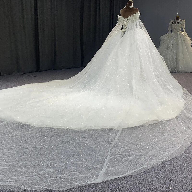Женское изысканное свадебное платье, белое роскошное бальное платье с V-образным вырезом, жемчужинами и бусинами, модное кружевное платье со шлейфом и аппликацией, 2024