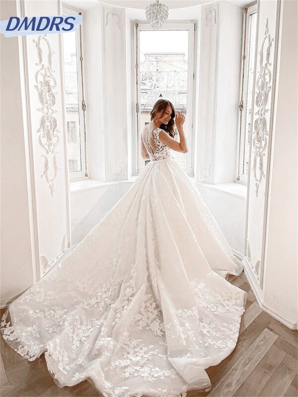 Vestido de noiva sem mangas sexy, vestido de casamento profundo com decote em v, linha clássica, até o chão, charmoso, 2024
