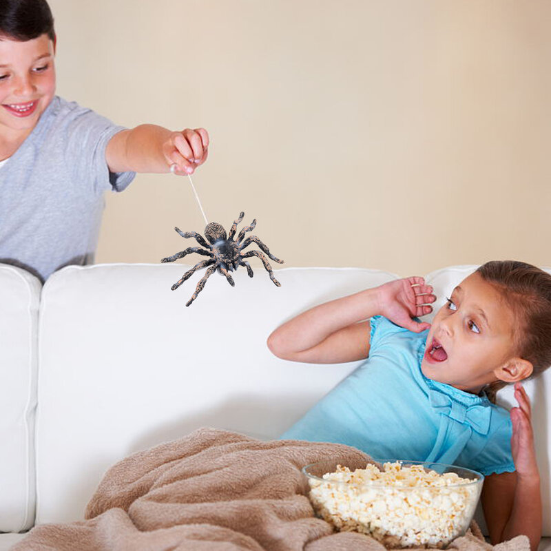 Realistische Giant Spider Speelgoed Kunstmatige Spinnen Halloween Decoraties Abs Spider Beeldjes Voor Joke Halloween Party Aanbod Prank