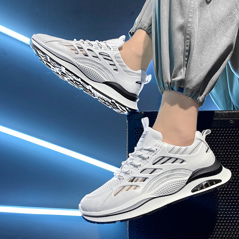 2024 nowych męskich buty wulkanizowane sportowych oddychających siateczkowych modnych do biegania wysokiej jakości casualowych białych butów