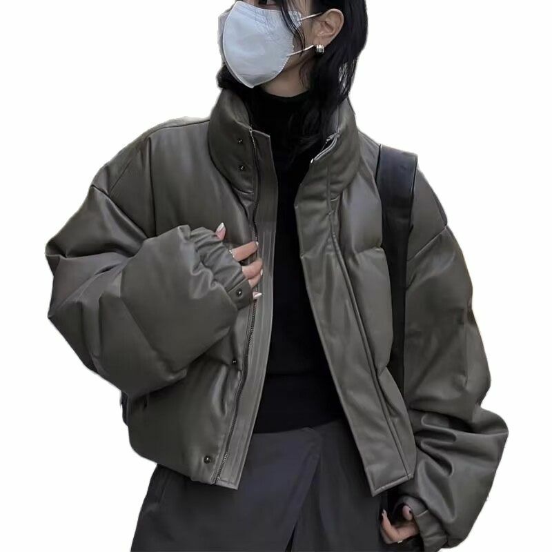 Mode jaket katun kulit PU pendek wanita 2023 jaket kulit musim dingin wanita baru longgar Korea kasual hangat mantel katun Parka