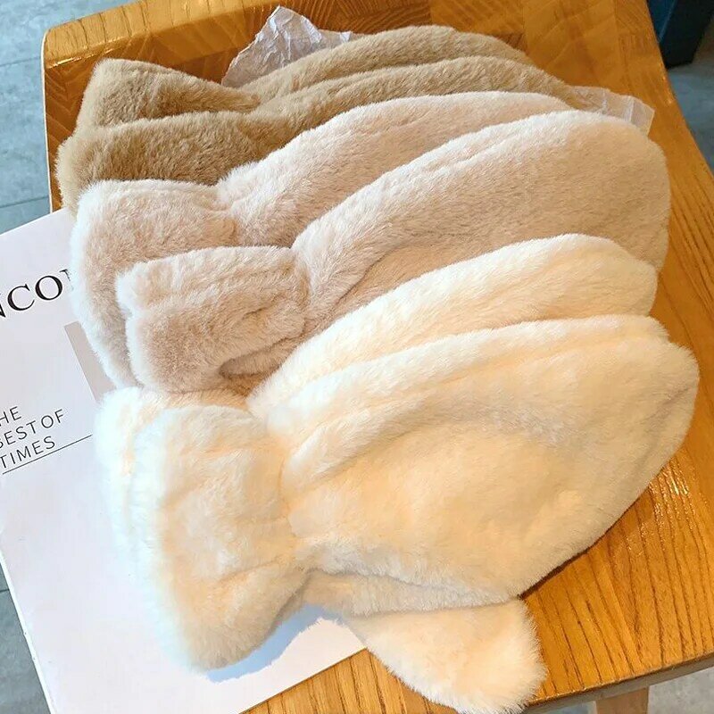 Soft Plush Gloves for Women Girls Winter Warm Fluffy Faux Fur Gloves Outdoor Students Mittens Hand Warmer Christmas Gifts