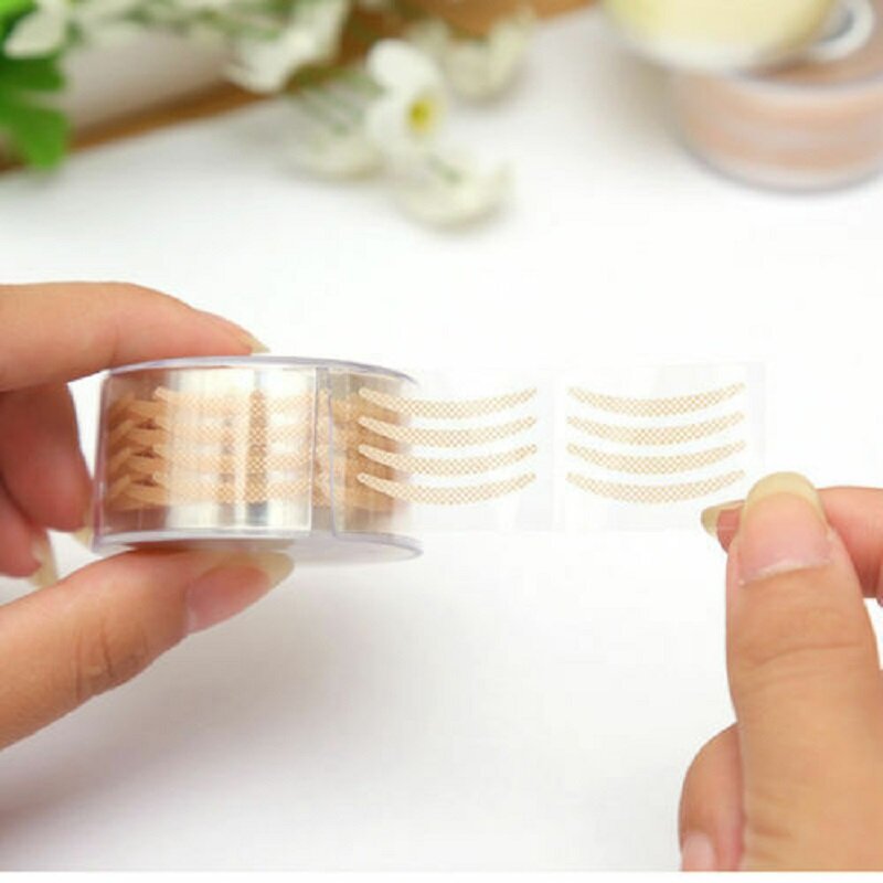 600PCS Double Eyelash Tape Invisible Eyelid Lift Band Self Adhesive Transparent Eyelid Decals Fiber Waterproof Eye Stickers