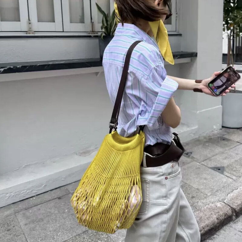 Tas belanja ramping berongga untuk wanita tas tangan desainer mewah dan dompet 2024 baru dalam poliester untuk anyaman lengan bawah bahu jala