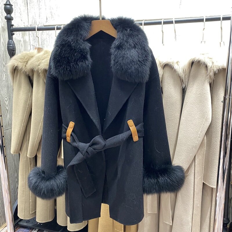 Женское шерстяное пальто с манжетами из натурального Лисьего меха