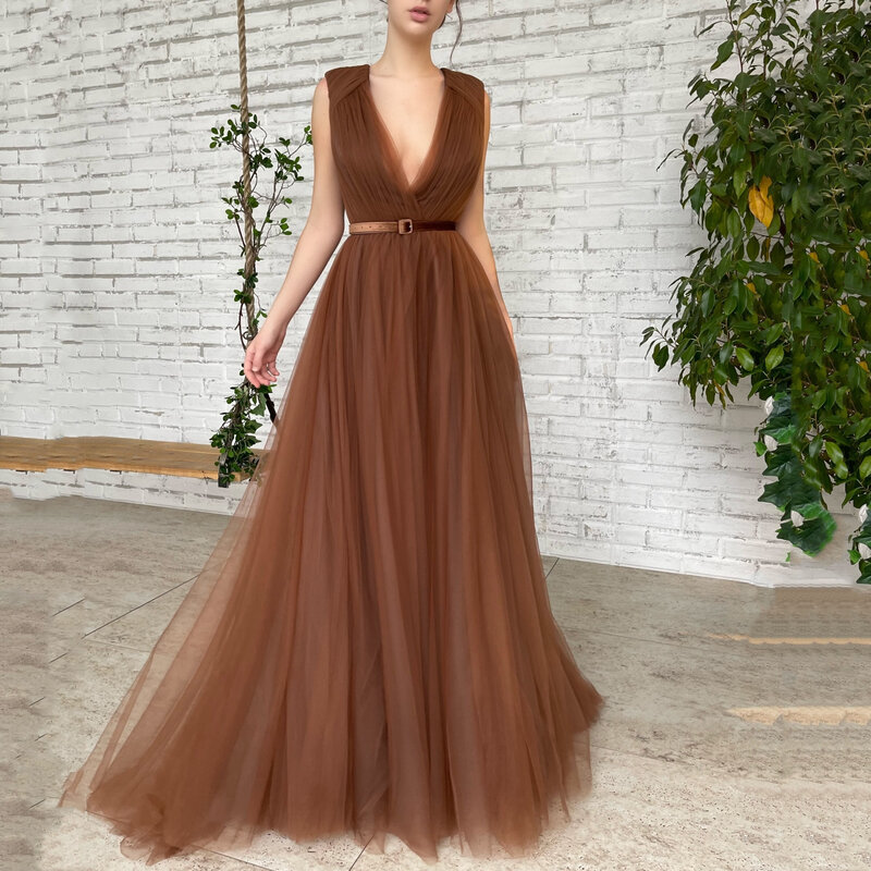 Lorrtta sederhana Tulle panjang gaun Prom leher V tanpa lengan panjang lantai gaun malam dengan selempang Formal gaun acara