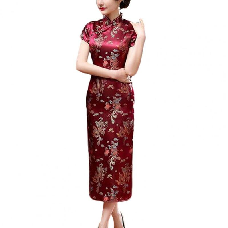 Robe Cheongsam en Satin pour Femme, Style Traditionnel Chinois, Broderie Florale, Fente Latérale Haute, Bouton de Noeud Chinois, Silky Slim Fit Qipao