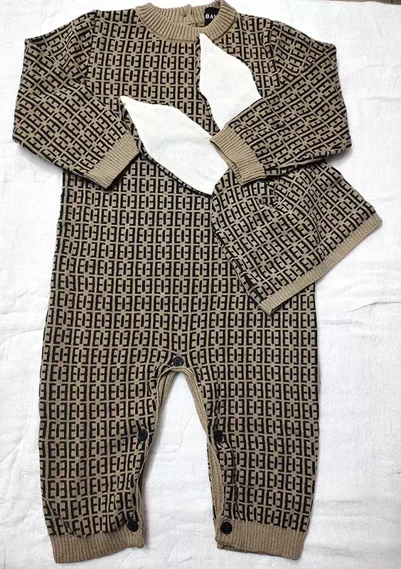New winter Fashion Letter Mattresses blanket Toddler baby clothes Brown Wool knit sweater newborn Baby boy girls Romper and hat