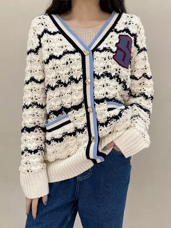 2024 baru musim panas kardigan rajut berongga mantel musim gugur atasan Sweater V-neck gaya kuliah kasual Jacquard huruf bergaris warna untuk wanita