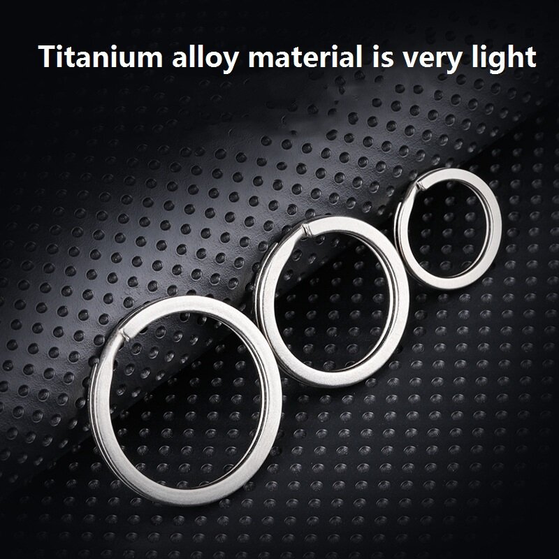 Pure titanium alloy keyring with circular size fine lock and simple mini buckle, lightweight and durable