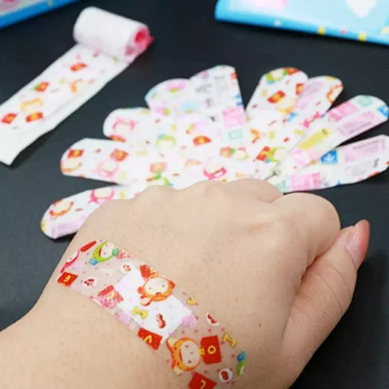 100 pz/lotto Cartoon Animal Pattern Band Aid bende adesive emostasi Kit di emergenza di pronto soccorso cerotti in gesso per ferite per bambini