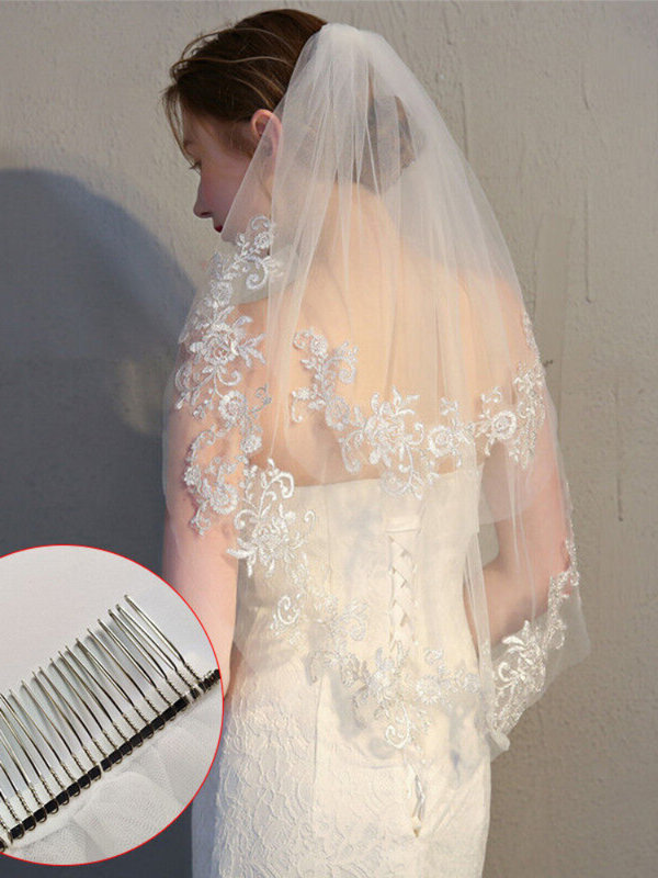 طرحة زفاف قصيرة من الدانتيل بطبقتين ، حجاب زفاف مع مشط ، طول الكوع ، أبيض عاجي