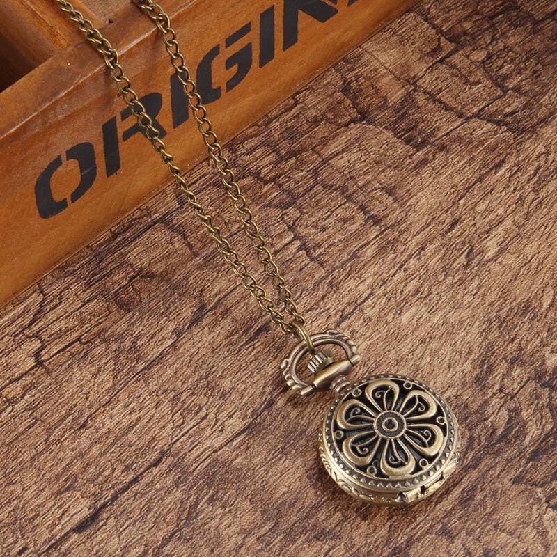Fashion Multiple Cute Styles Vintage Carved And Hollowed Out Roman Pocket Watch Necklace Pendant Chain Clock Birthday Gift