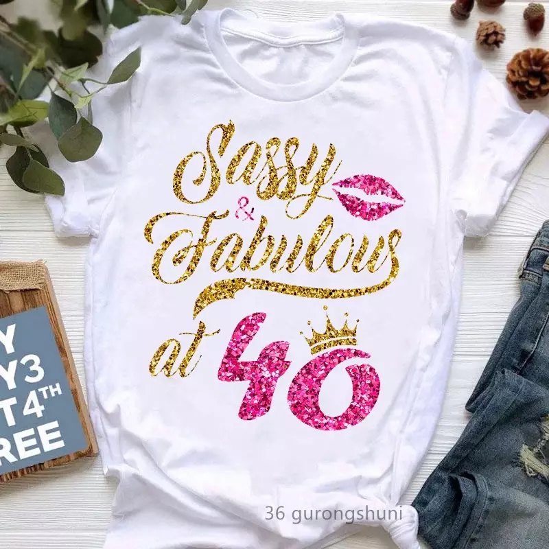 Camiseta con estampado gráfico de corona para mujer, ropa de moda con labios de corona para mujer, camiseta de feliz cumpleaños para mujer, Tops para Mujer 40